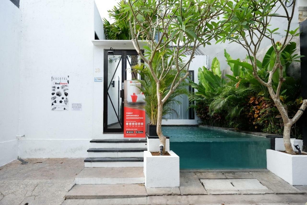 峇里島 Reddoorz @ Jalan Raya Semat Canggu旅舍 外观 照片