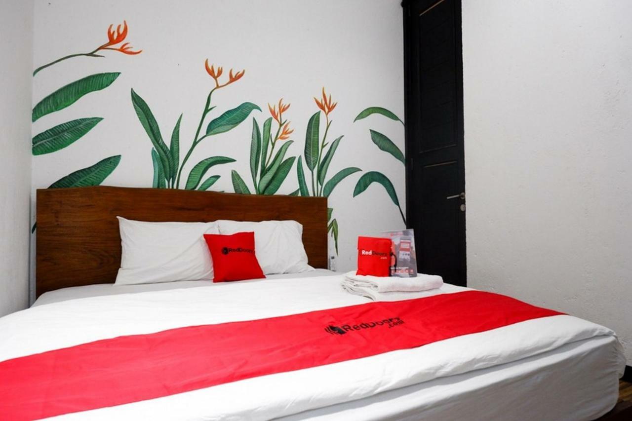 峇里島 Reddoorz @ Jalan Raya Semat Canggu旅舍 外观 照片